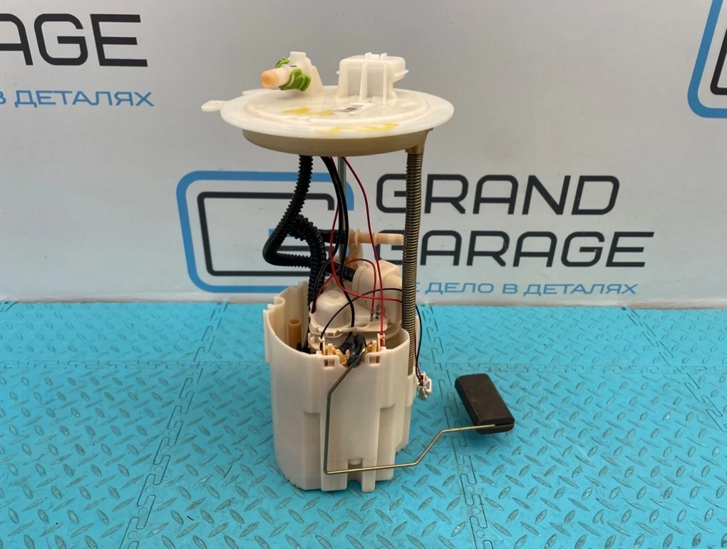 Насос топливный Nissan X-Trail 2014 170404BB1A T32 MR20DD 2.0