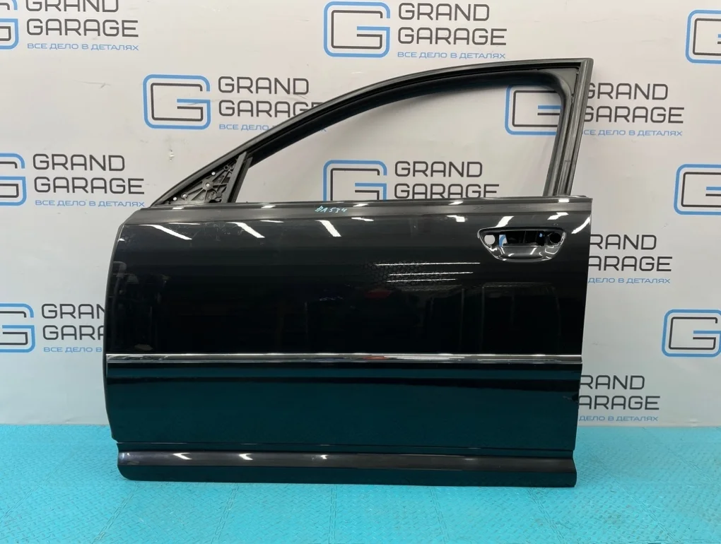 Дверь Audi A8 2005 4E0831051C D3 BFM 4.2, передняя левая