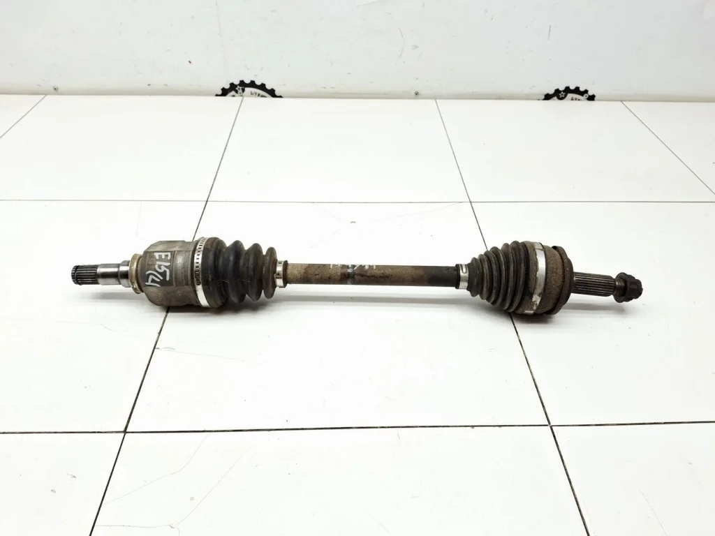 Полуось передняя левая Toyota Corolla 2008 E150