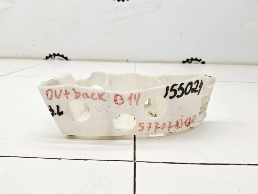 Кронштейн заднего бампера левый Subaru Outback B14, BR