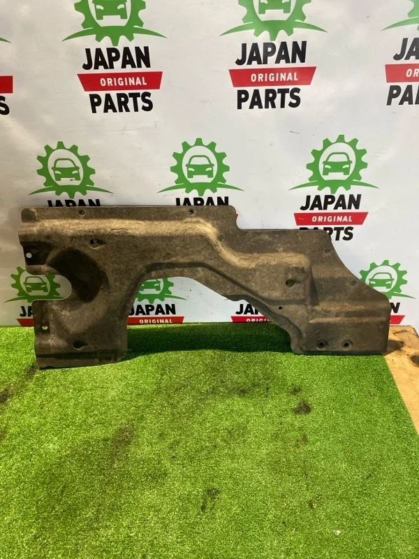 Защита днища Audi Q7 2022 4M0825213J 4M, левая