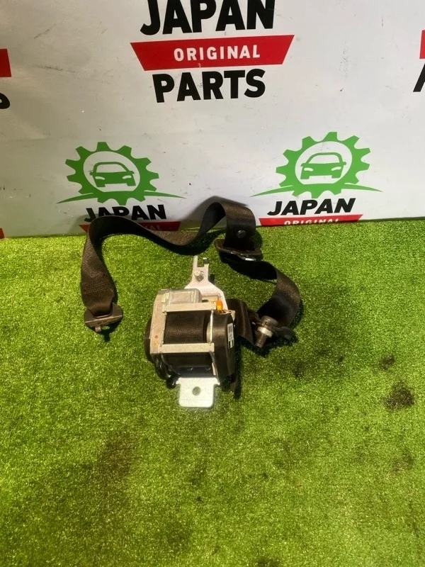 Ремень безопасности Mercedes-Benz GLE 2017 A16686032859C94 642.826, задний правый