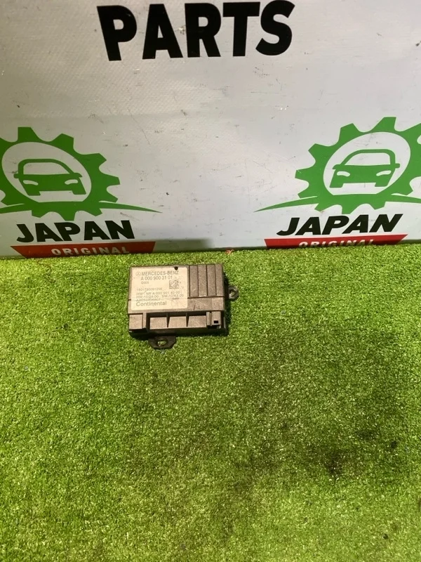 Блок управления топливным насосом Mercedes-Benz Gle 2017 A0009003101 642.826