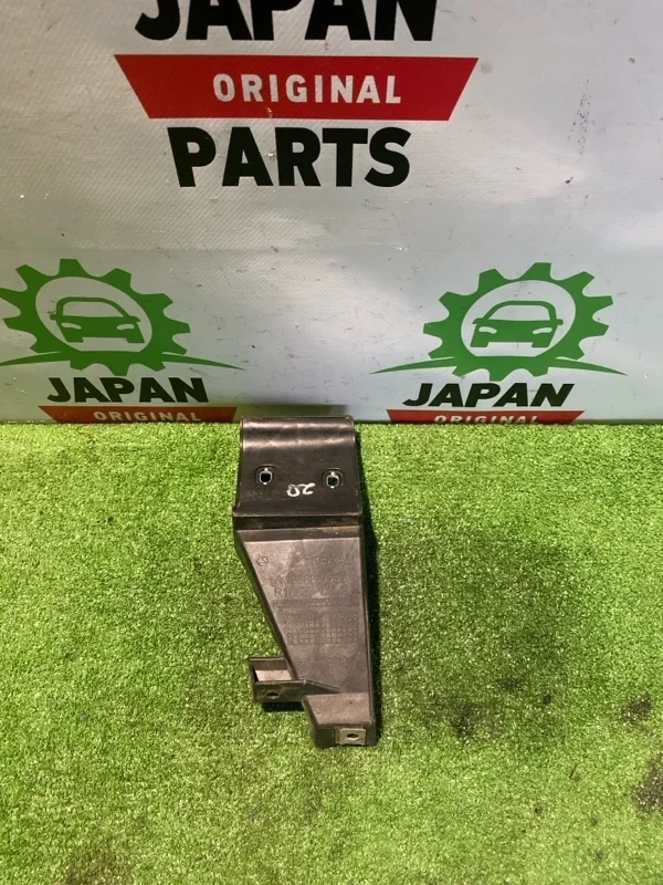 Кронштейн бампера Mercedes-Benz Gle 2017 A1668804500 642.826, задний левый