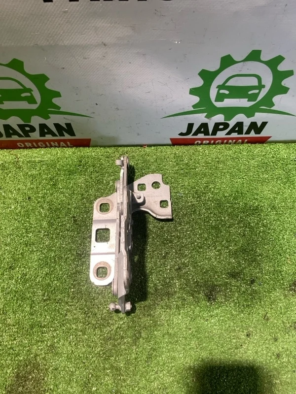 Петля капота Mercedes-Benz GLE 2017 A1668800128 642.826, правая