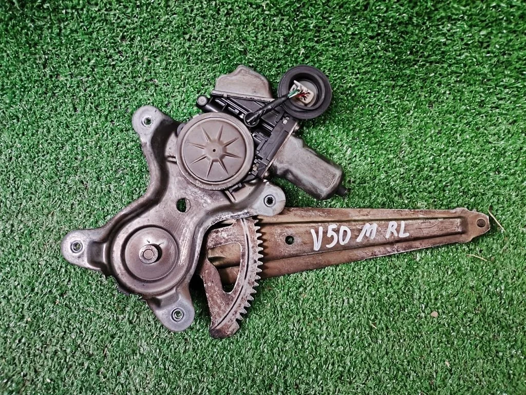 Б.у. стеклоподъемник TOYOTA CAMRY V50 ASV50 TOYOTA CAMRY V50 ASV50