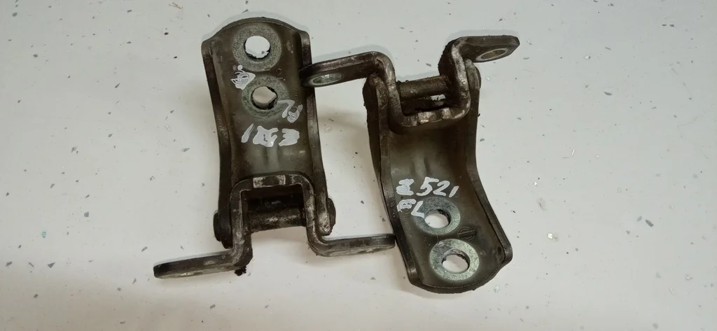 Б.у. петля двери NISSAN MURANO Z52 NISSAN MURANO Z52