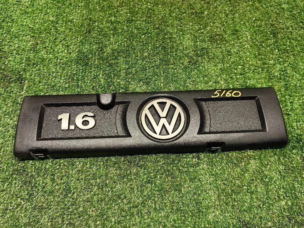 Крышка двигателя Volkswagen Polo 5