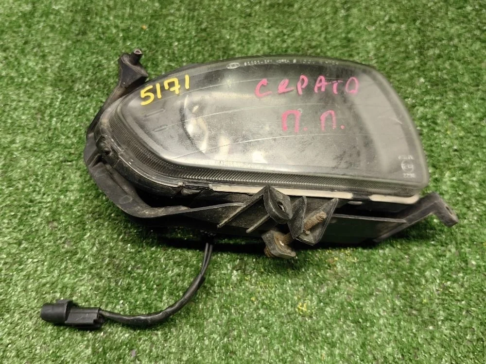 Фара противотуманная передняя правая Kia Cerato I