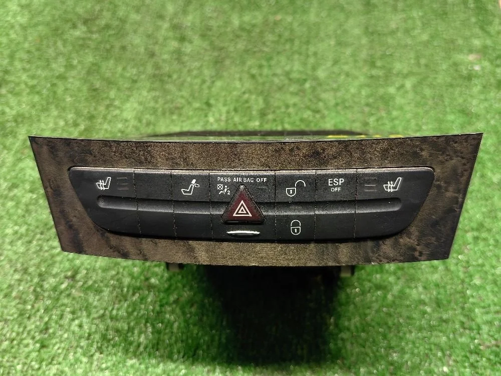 Блок кнопок Mercedes-Benz E-Class W211 рест.