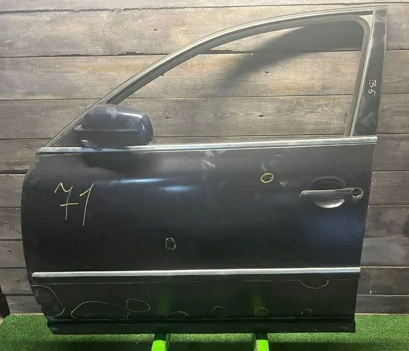 Дверь передняя левая Volkswagen Passat B6