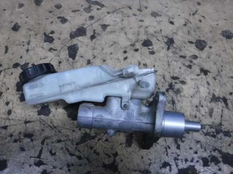 Цилиндр тормозной главный Ford Focus 2