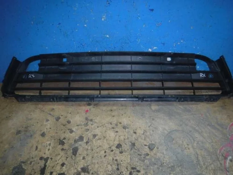 Решетка радиатора Lexus RX