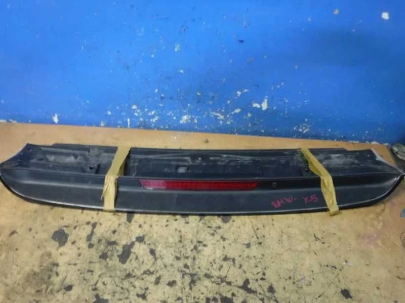 Спойлер (дефлектор) багажника BMW X5 E53