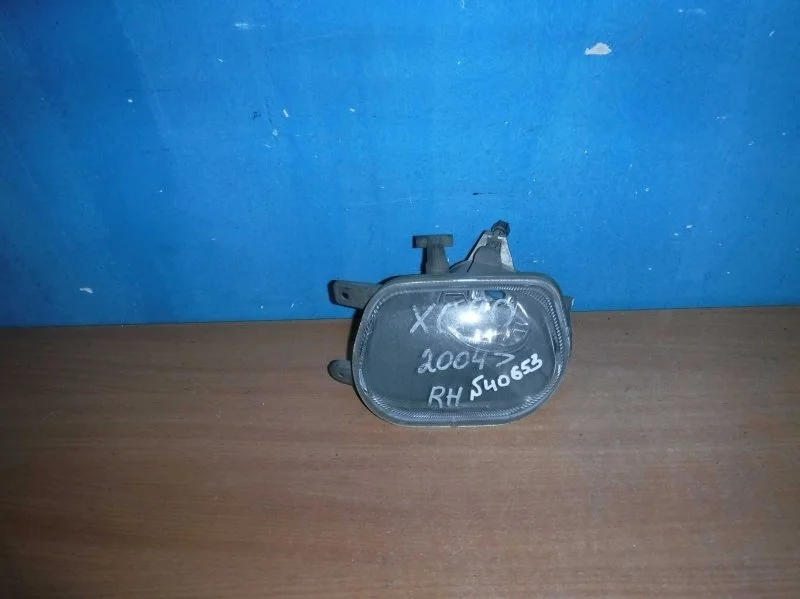 ПТФ правый Volvo XC90