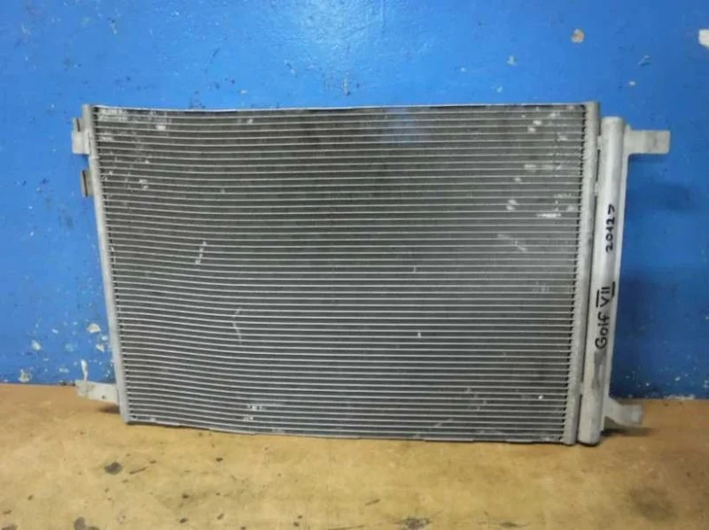 Радиатор кондиционера Volkswagen Golf 7