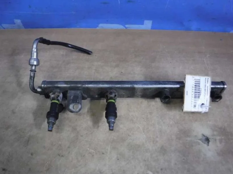 Рейка топливная (рампа) Nissan Qashqai J10