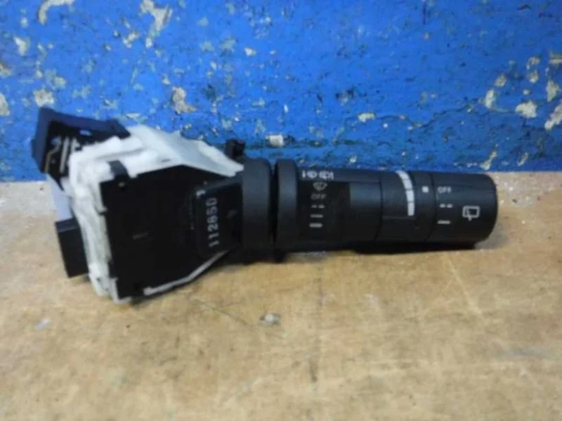 Переключатель стеклоочистителей Nissan Qashqai J10