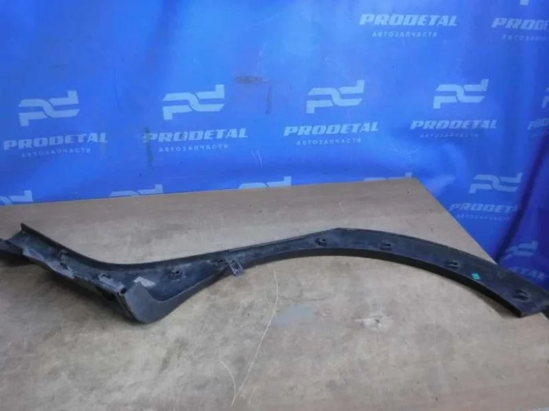 Накладка крыла задняя правая Renault Sandero