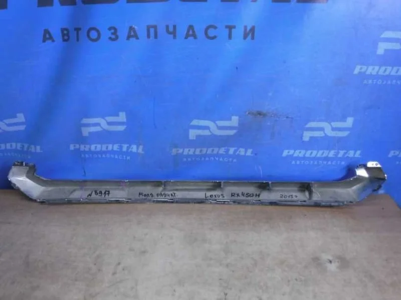 Накладка на решетку радиатора Lexus RX350