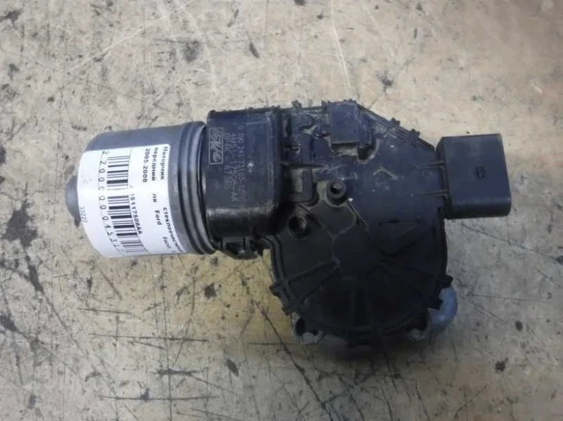 Моторчик стеклоочистителя передний Ford Focus 2