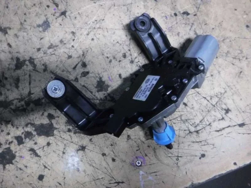 Моторчик стеклоочистителя задний Hyundai ix35