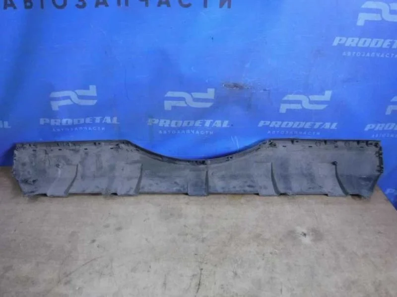 Накладка бампера задняя Mitsubishi Pajero