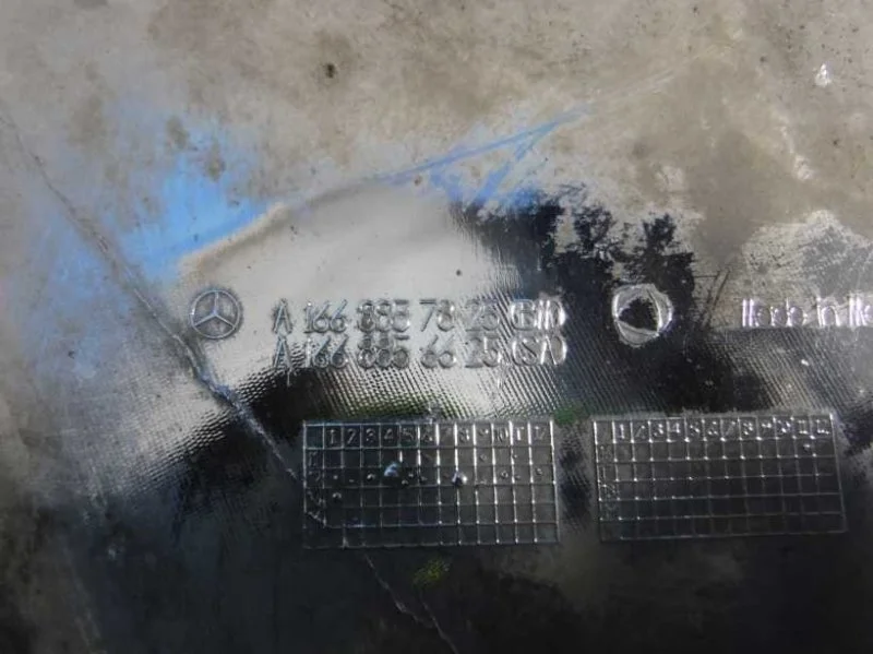 Накладка бампера передняя Mercedes-Benz GL X166