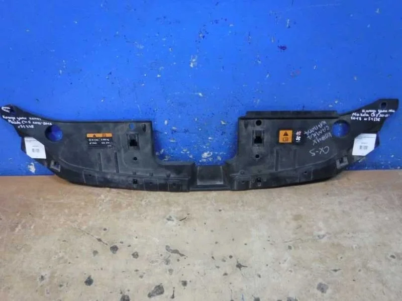 Кожух замка капота Mazda CX-5