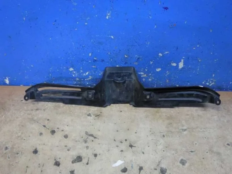 Кожух замка капота Mitsubishi Outlander XL CW