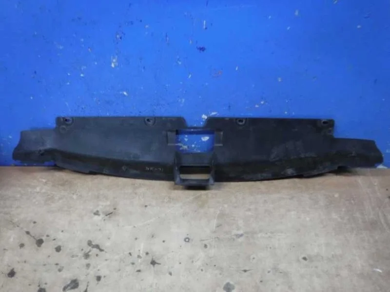 Кожух замка капота Mitsubishi Outlander XL CW