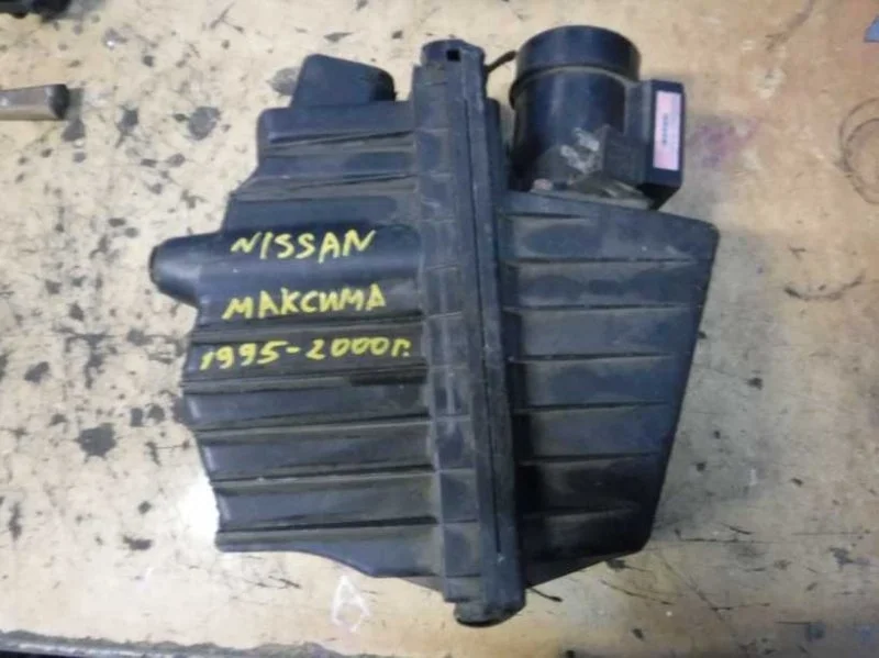 Корпус воздушного фильтра Nissan Maxima A32