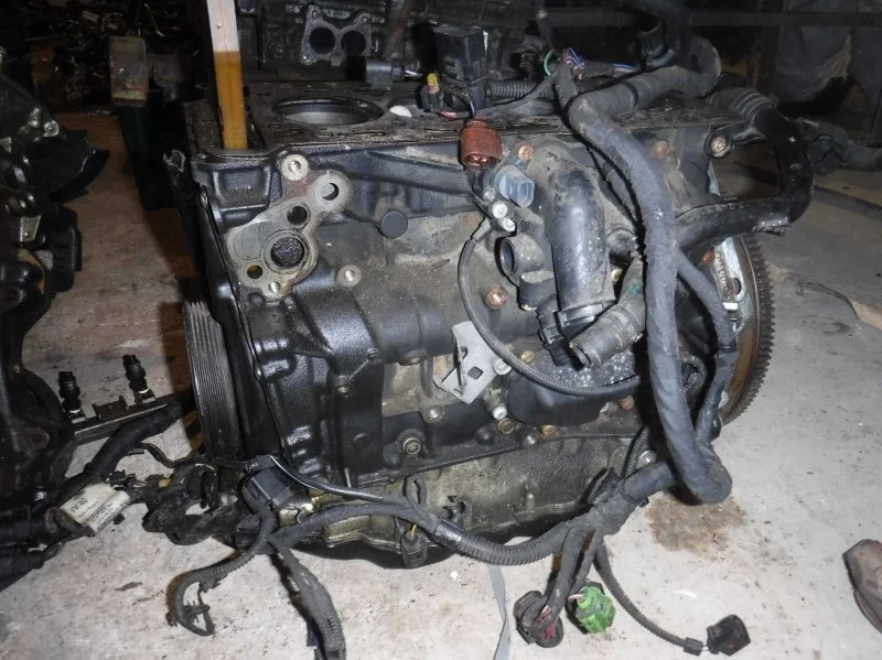 Блок двигателя Audi Q3 1.8 16V CDAB