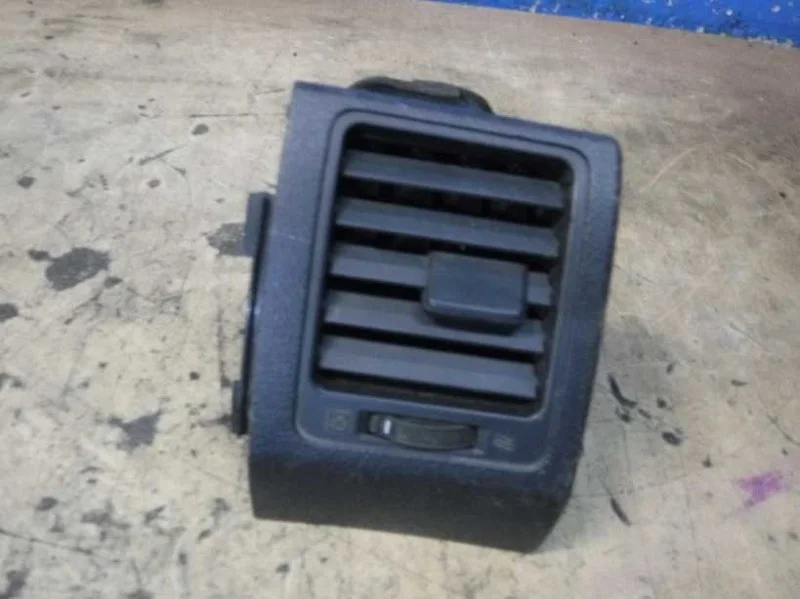 Дефлектор воздушный Toyota Corolla E15