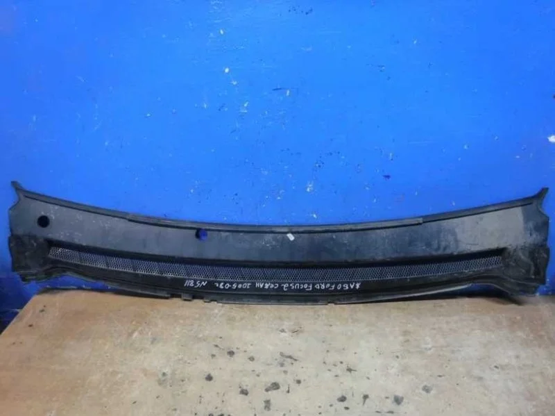 Жабо Ford Focus 2