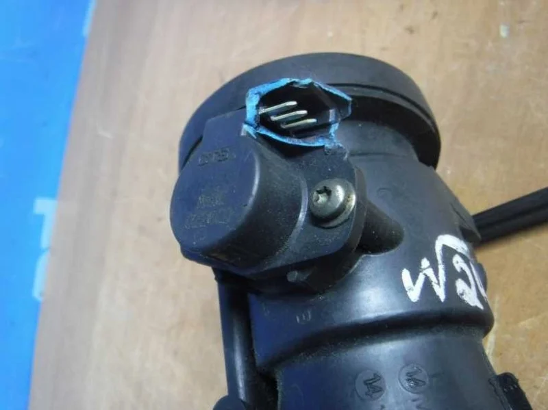 Заслонка дроссельная механическая Renault Logan