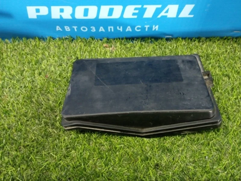 Крышка блока предохранителей Lexus IS250 СЕДАН