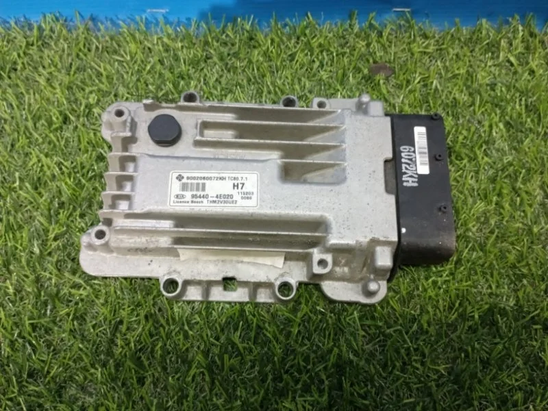 Блок управления раздаточной коробкой Kia Mohave