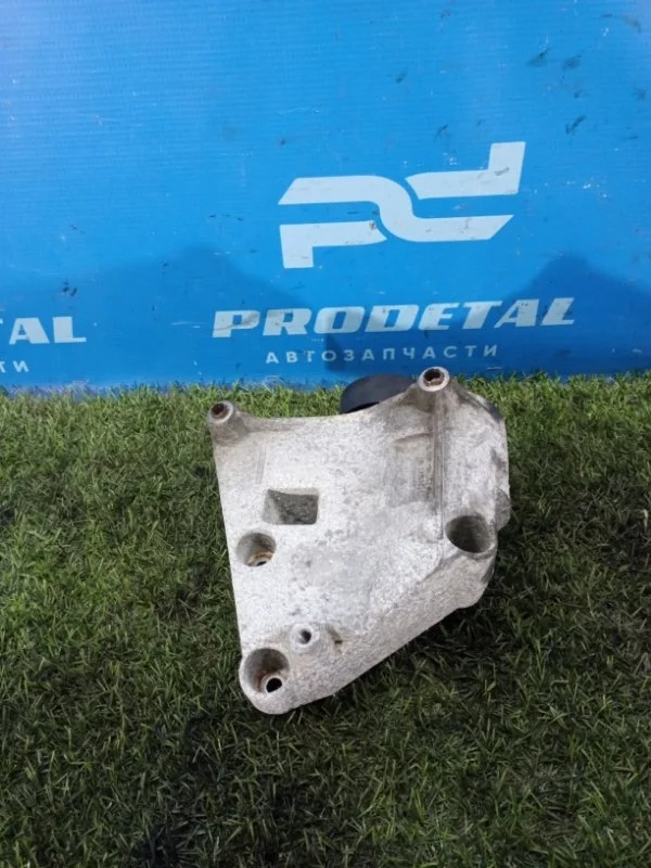 Кронштейн кондиционера BMW 3 E46 2.2 24V M54B22