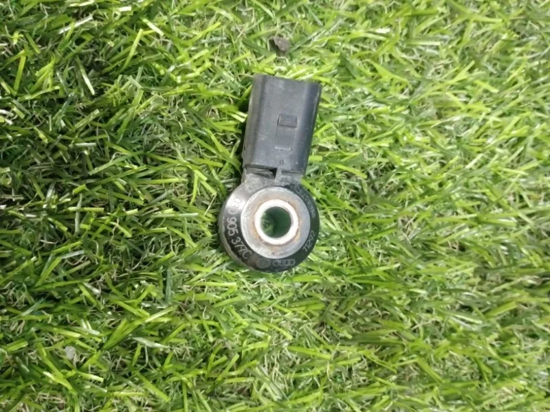 Датчик детонации Skoda Octavia A5 BSE 2004-2013