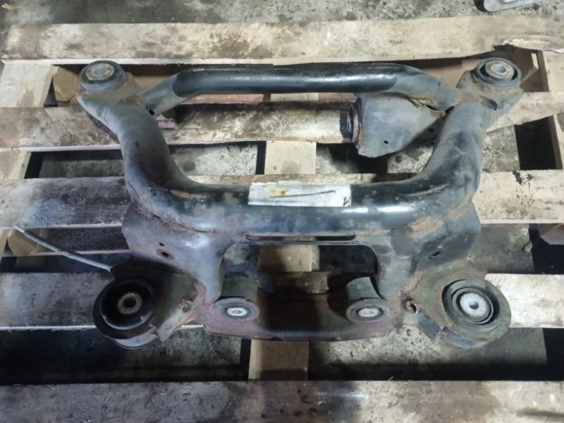 Балка подвески задняя BMW 3 E46 2.0 16V N42B20