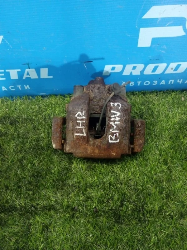 Суппорт тормозной задний правый BMW 3 E46 2.2 24V
