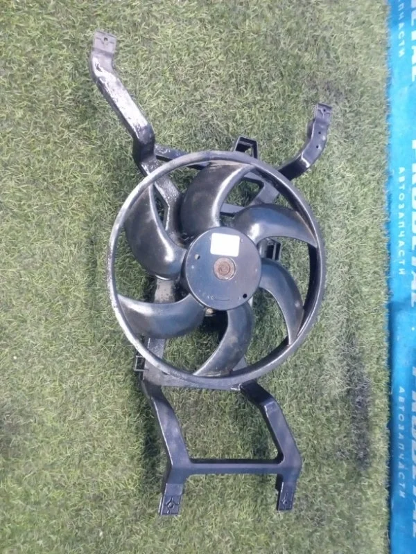 Вентилятор радиатора Renault Logan 2009-2015