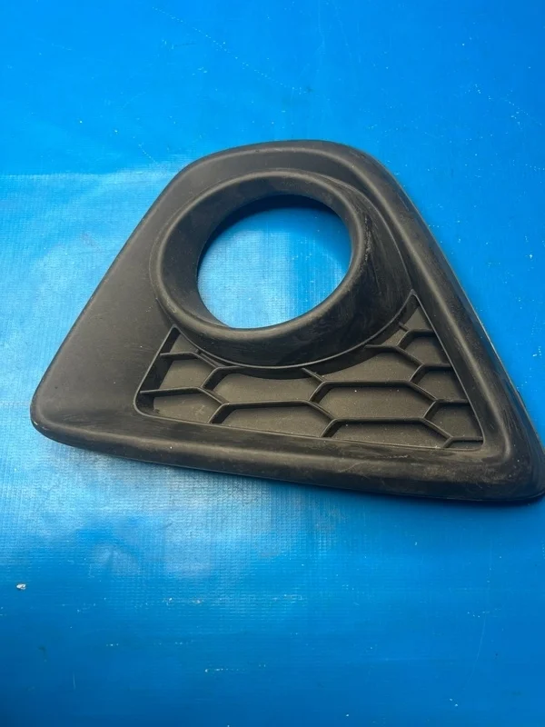 Рамка птф правая Mazda CX-5 2012-2017