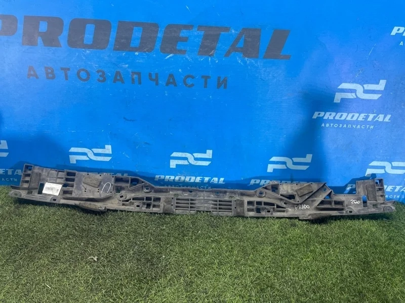 Кронштейн бампера задний Toyota Land Cruiser 200