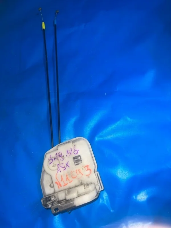 Замок двери задний левый Mitsubishi ASX 2010+