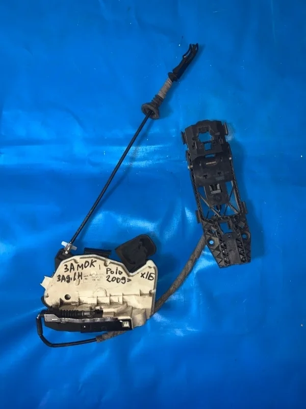 Замок двери задний левый Volkswagen Polo SEDRUS