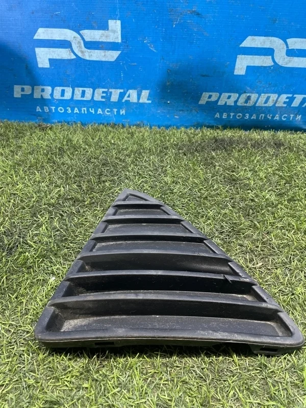 Заглушка ПТФ передняя левая Ford Focus 2011-2019