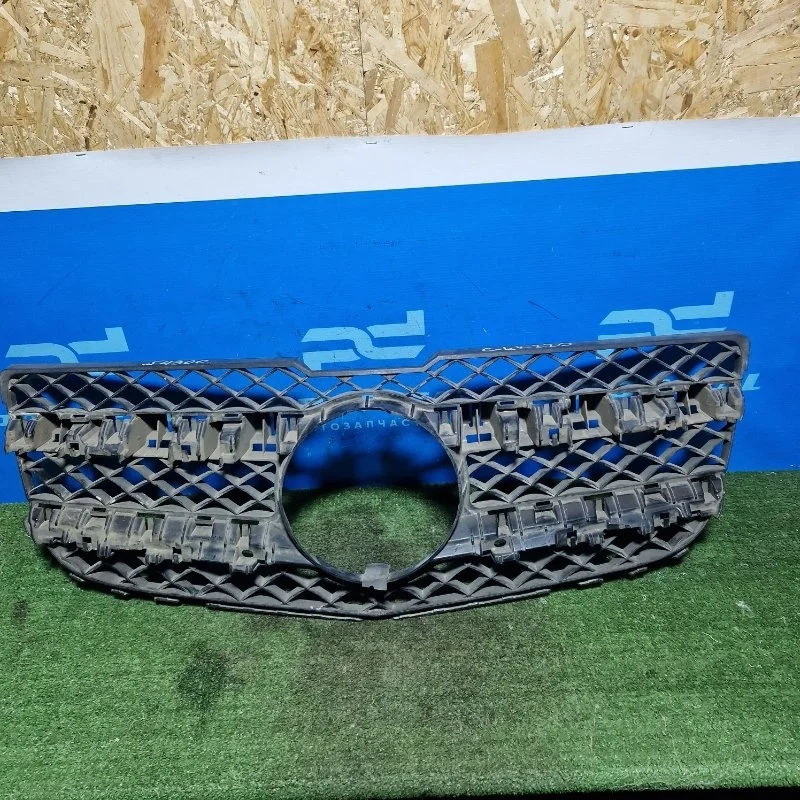 Решетка радиатора Mercedes-Benz GLK