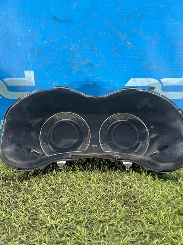 Приборная панель передняя Toyota Corolla E15